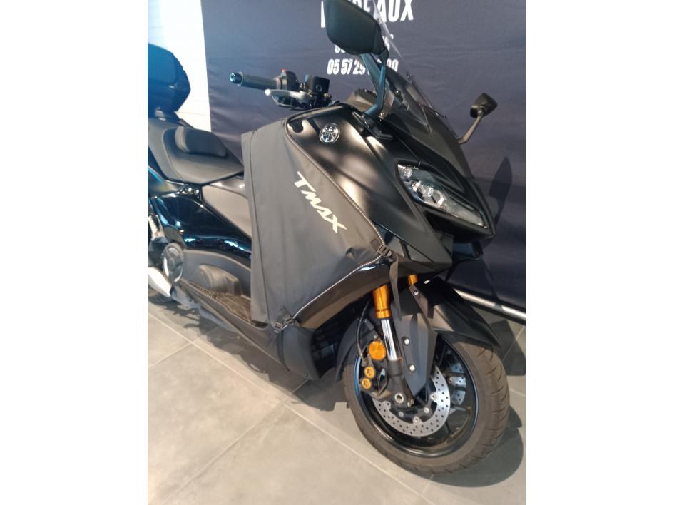 YAMAHA XP T-MAX 560 TECH MAX 1 ere Main