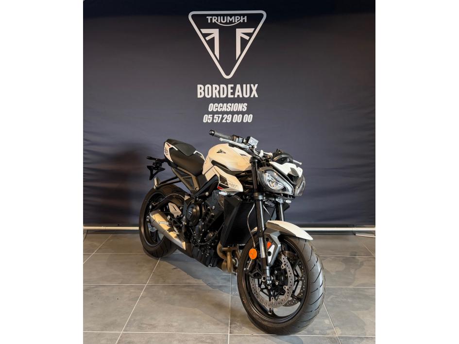 TRIUMPH STREET TRIPLE 765 R taux 1,9%*