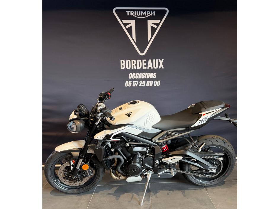 TRIUMPH STREET TRIPLE 765 R taux 1,9%*