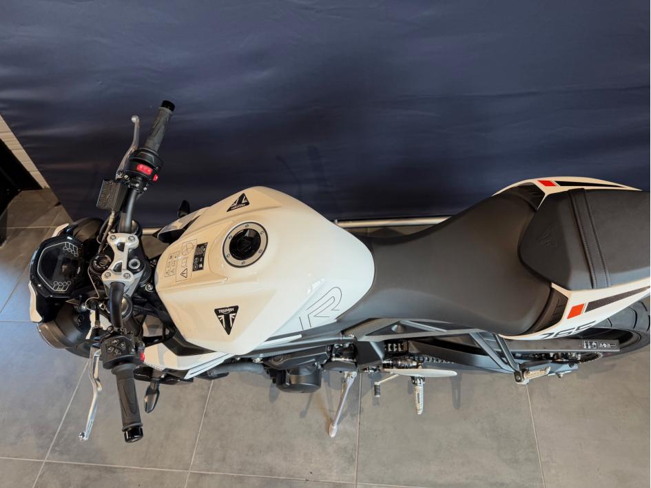 TRIUMPH STREET TRIPLE 765 R taux 1,9%*