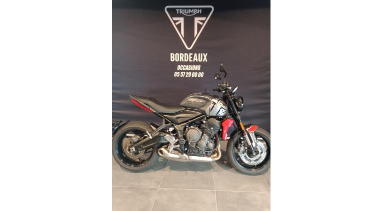 TRIUMPH TRIDENT 660