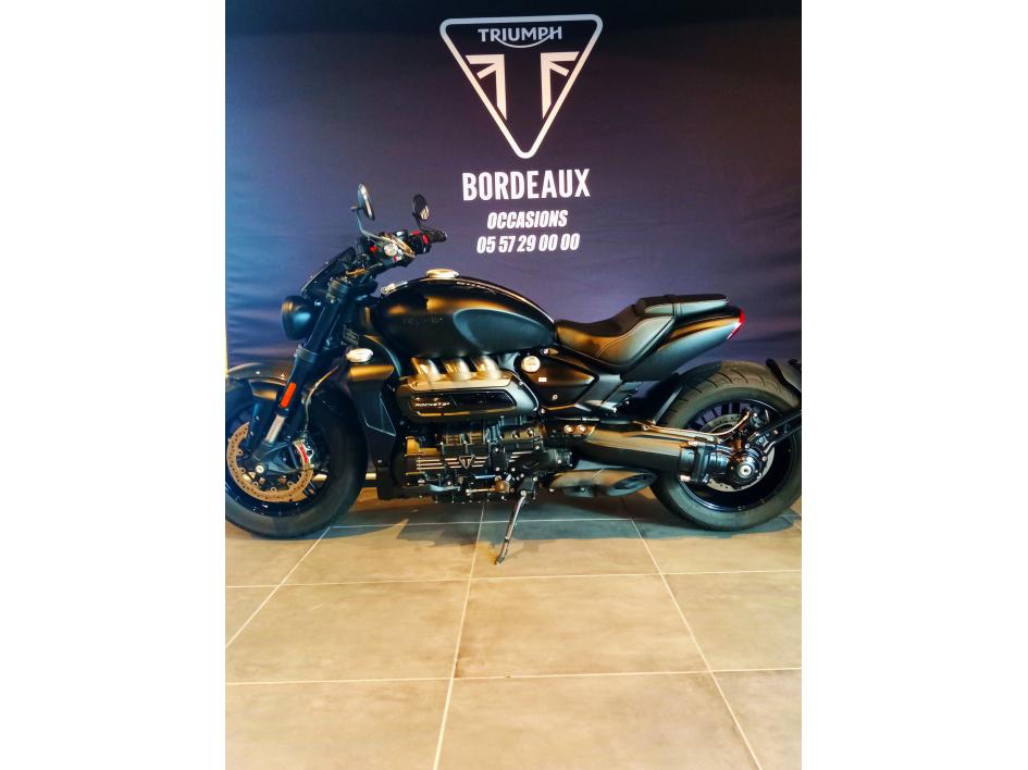 TRIUMPH ROCKET 3 R BLACK EDITION 1ere MAIN